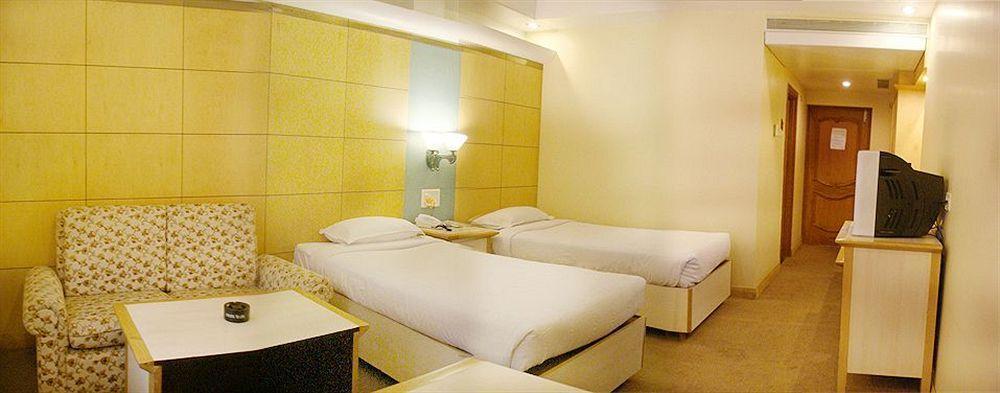 Hotel Grand International Rāipur Zewnętrze zdjęcie