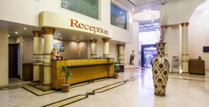Hotel Grand International Rāipur Zewnętrze zdjęcie