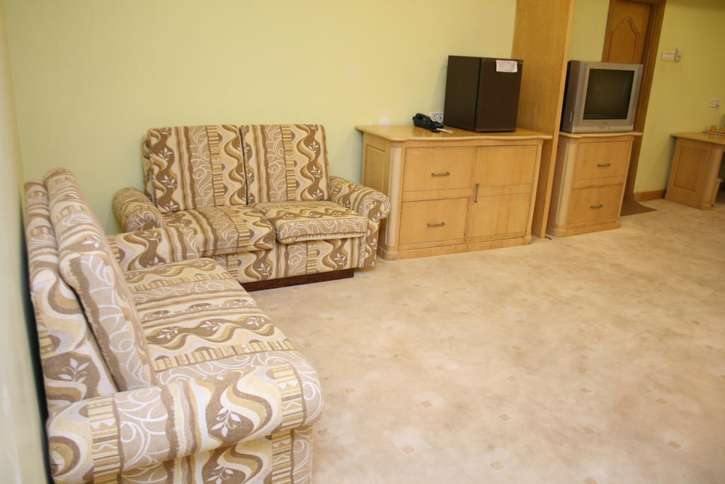 Hotel Grand International Rāipur Zewnętrze zdjęcie